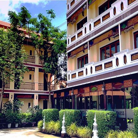 I Boutique Hotel Pluak Daeng Екстер'єр фото