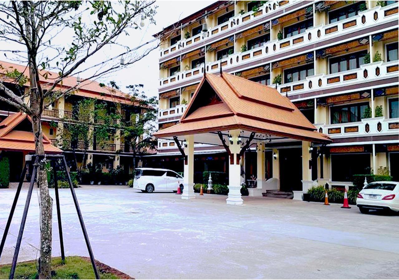 I Boutique Hotel Pluak Daeng Екстер'єр фото