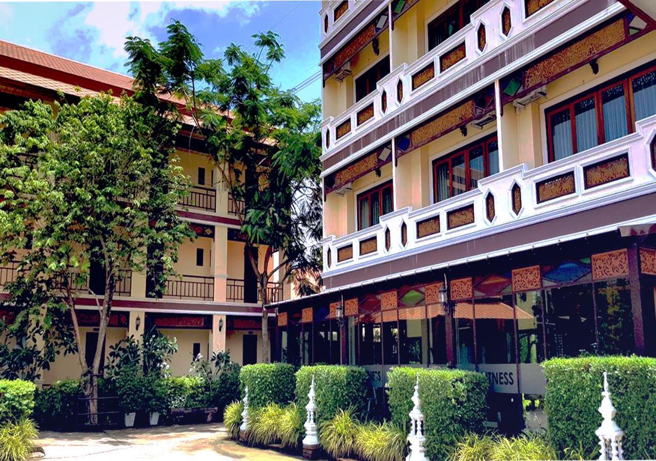 I Boutique Hotel Pluak Daeng Екстер'єр фото